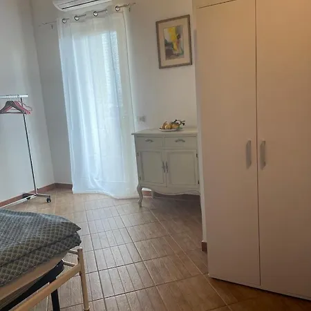 Casa Bruni - Perfect Location For Beach, Shop And