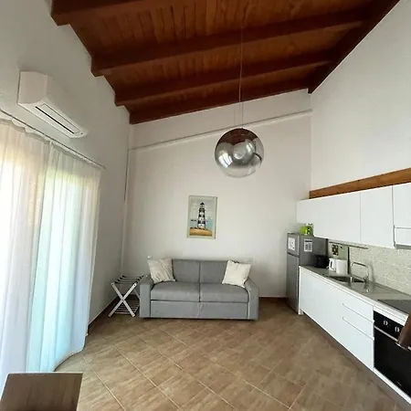 Casa Bruni - Perfect Location For Beach, Shop And Apartment